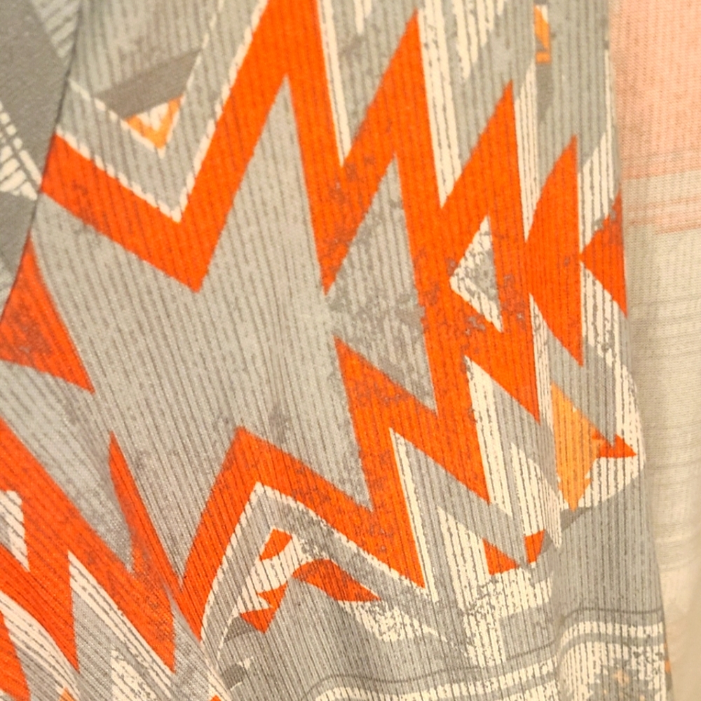Lularoe caroline